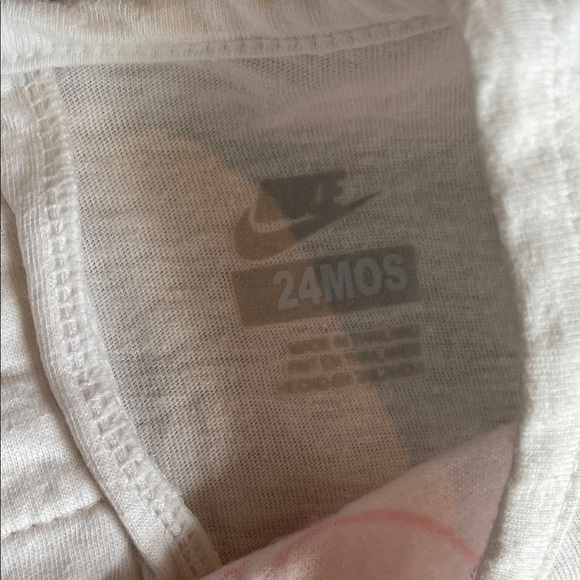 Toddler Girls’ Nike Matching Set - Picture 3 of 9